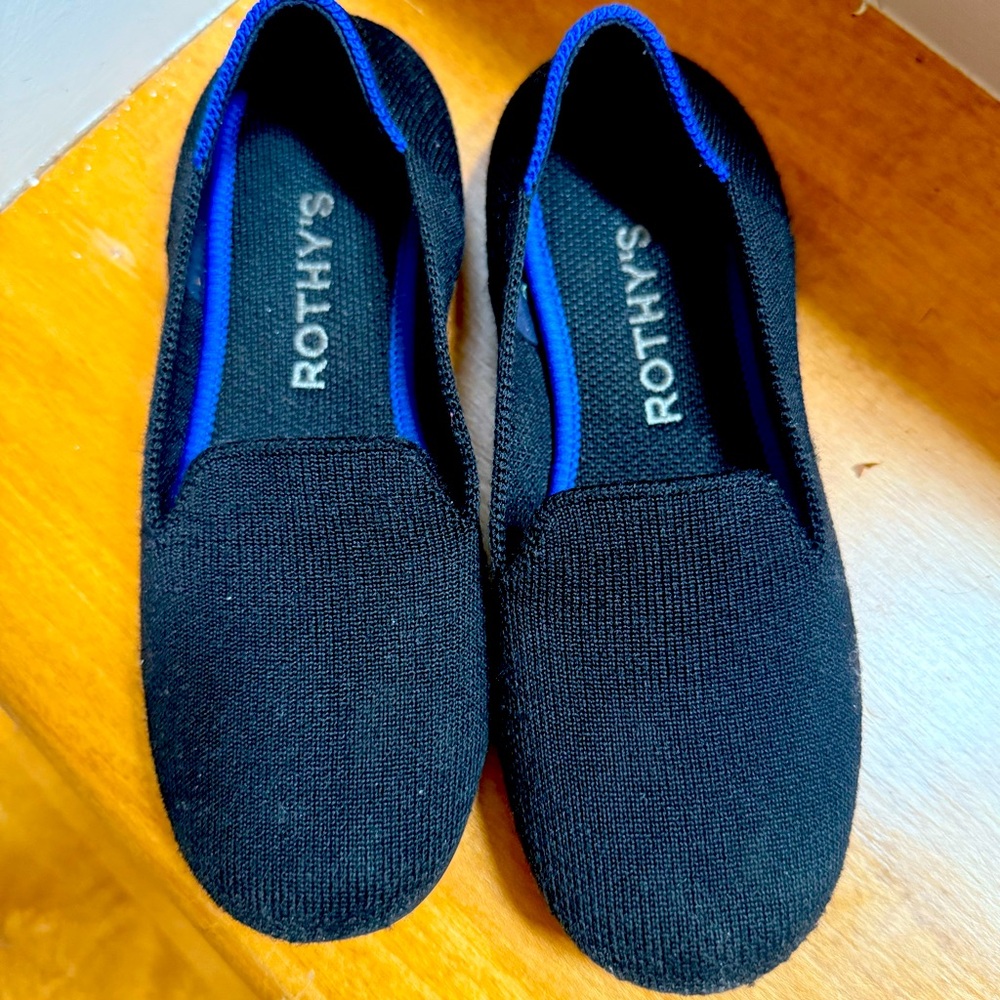 Rothy's Kids Black Slip-On Flats with Blue Lining